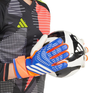 /I/X/IX3879_guantes-de-portero-azules-adidas-predator-match_6_detalle-uso.jpg