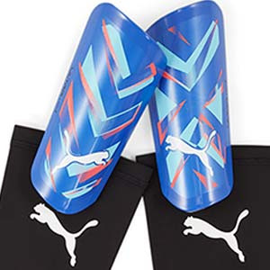 Puma Ultra Light Sleeve - Espinilleras de fútbol Puma con mallas de sujeción - azules
