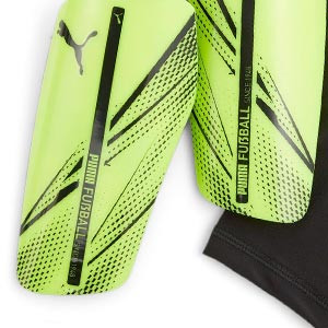 Puma Attacanto Sleeve - Espinilleras de fútbol Puma con mallas de sujeción - verde claro