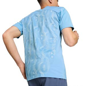 Camiseta Puma Manchester City pre-match - Camiseta de calentamiento prepartido Puma del Manchester City de la primera equipación 2024 2025 - azul claro - hover