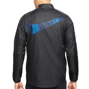 Chubasquero Nike Inter Repel Academy All Weather Fan - Chaqueta impermeable Nike del Inter de Milán - negra