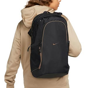 Mochila Nike Sportswear Essentials - Mochila de deporte Nike (40,5 x 30 x 15 cm) - negra