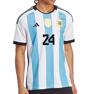 Camiseta adidas Argentina 3 estrellas E. Fernández - Camiseta primera equipación adidas de Enzo Fernández selección Argentina Mundial 2022 con 3 estrellas - azul celeste, blanca