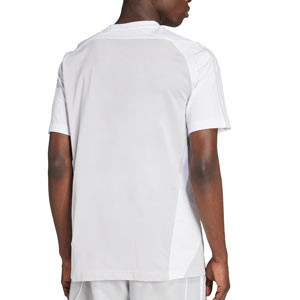 Camiseta adidas Real Madrid UBP - Camiseta de algodón de manga corta adidas del Real Madrid - gris