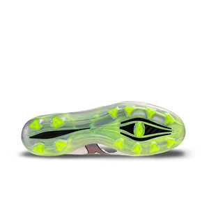 Mizuno Alpha 2 Japan MD - Botas de fútbol Mizuno MD para césped natural o artificial de última generación - blancas