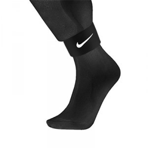 Cinta sujeta espinilleras Nike - Sujeta espinilleras Nike - negro - frontal
