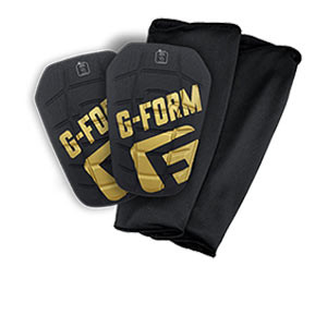 G-Form Pro-S Blade - Espinilleras de fútbol G-Form Pro-s Blade con mallas de sujeción - negras