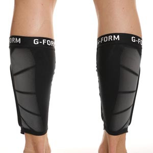 Espinilleras G-Form Pro-S Vento - Espinilleras de fútbol G-Form con mallas de sujeción integradas - negras