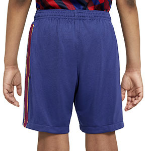 Short Nike Barcelona niño Stadium 2020 2021 - Pantalón corto infantil Nike primera equipación FC Barcelona 2020 2021 - azul - trasera modelo
