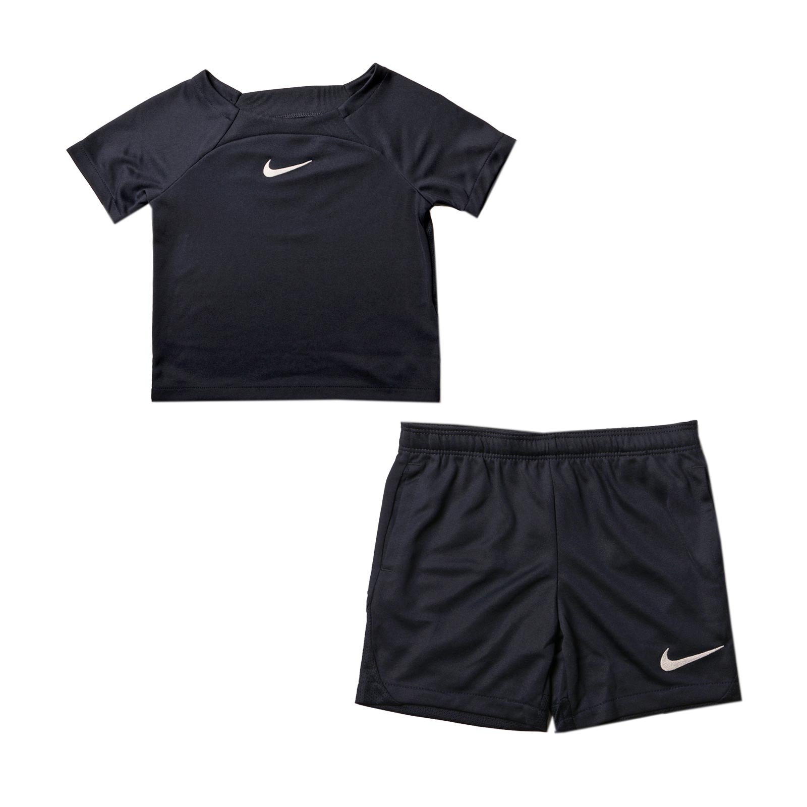 Conjunto Nike Academy Pro para Hombre. Chándal + Camiseta + Pantalón corto  + Calcetines