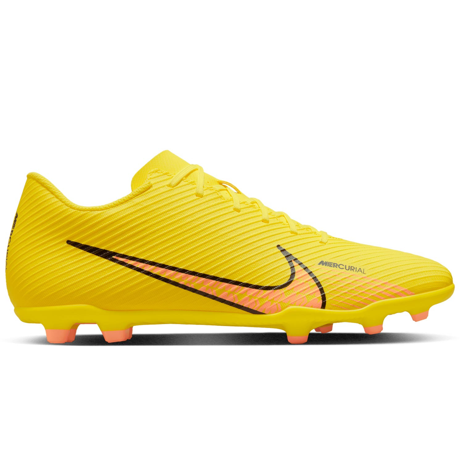Botas de fútbol Nike Vapor 15 Club FG/MG | futbolmania