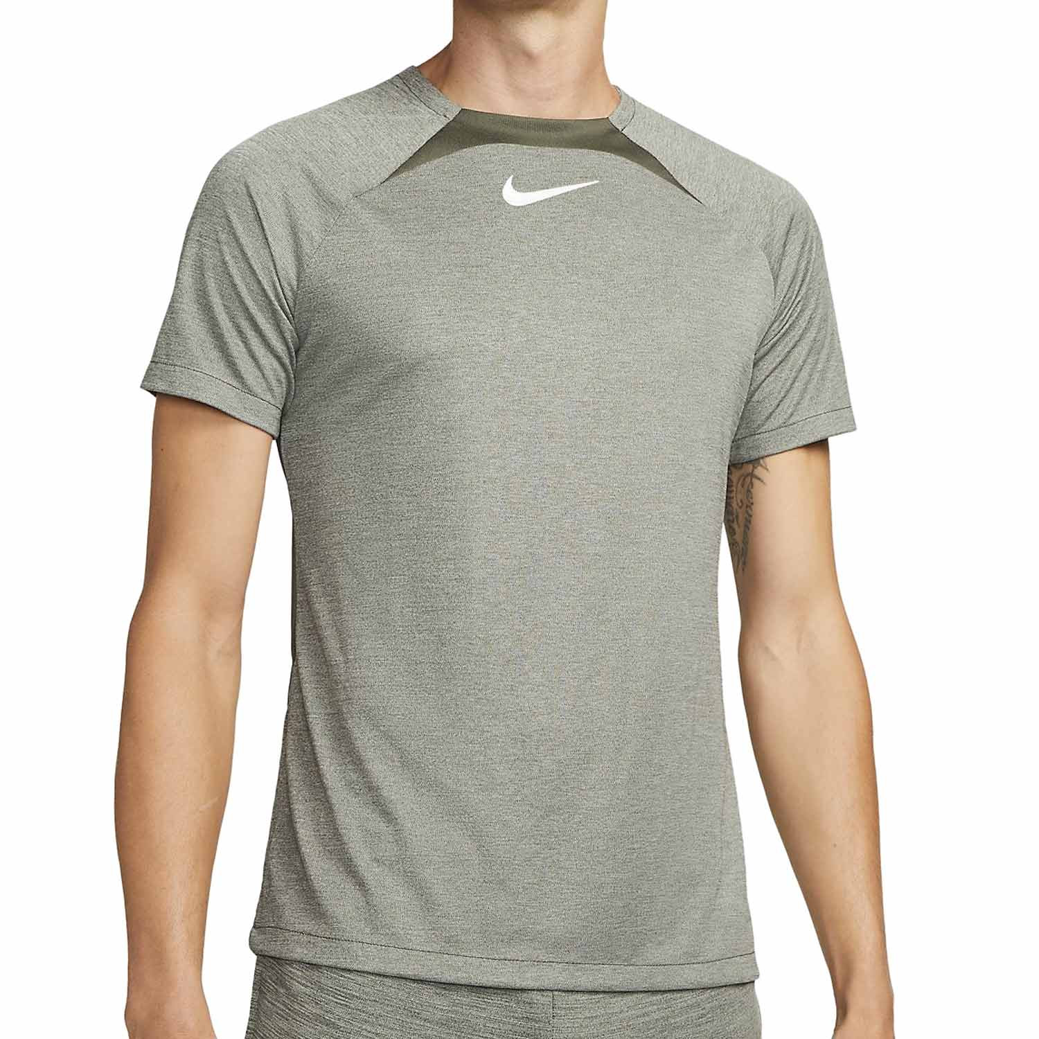 Camiseta Nike Academy |