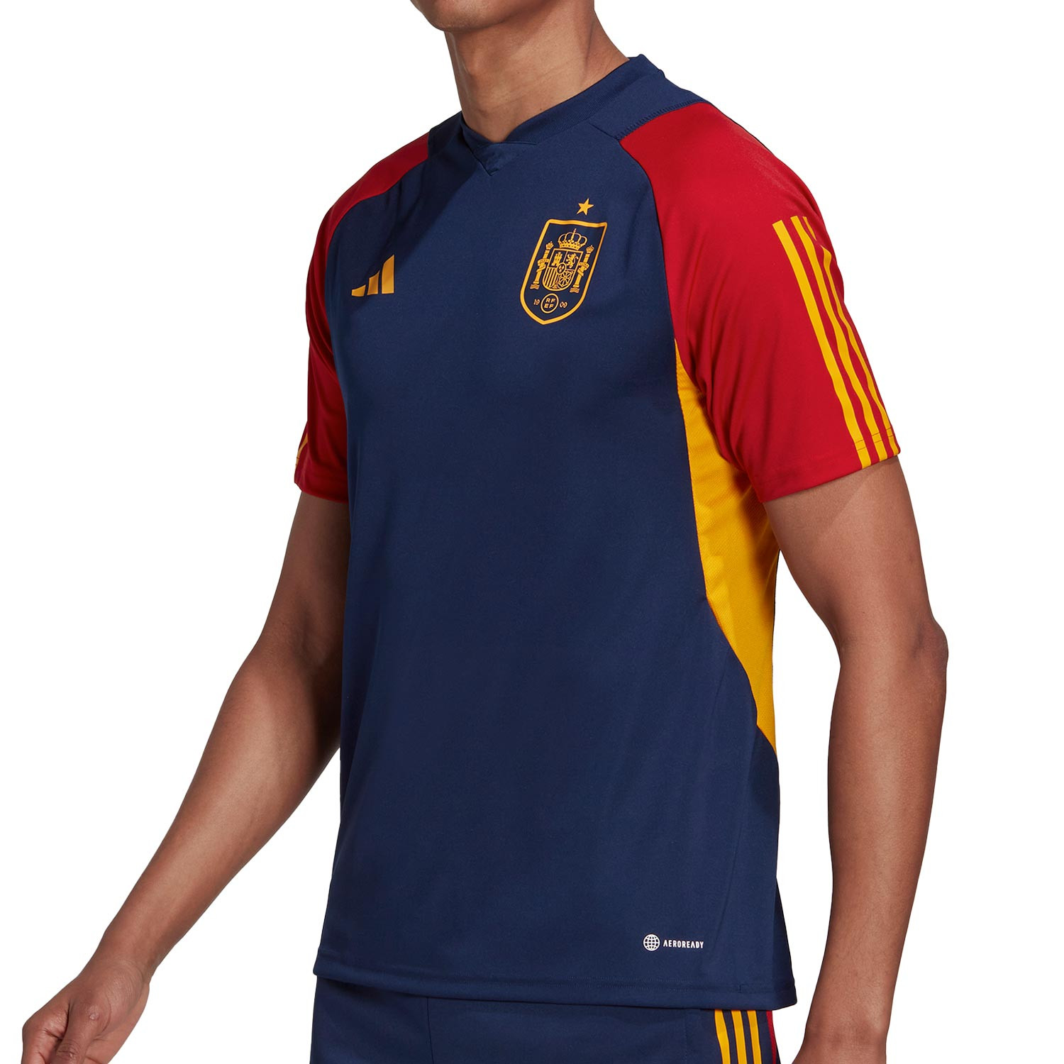 energía Es barato césped Camiseta adidas España entrenamiento azul marino y roja | futbolmania