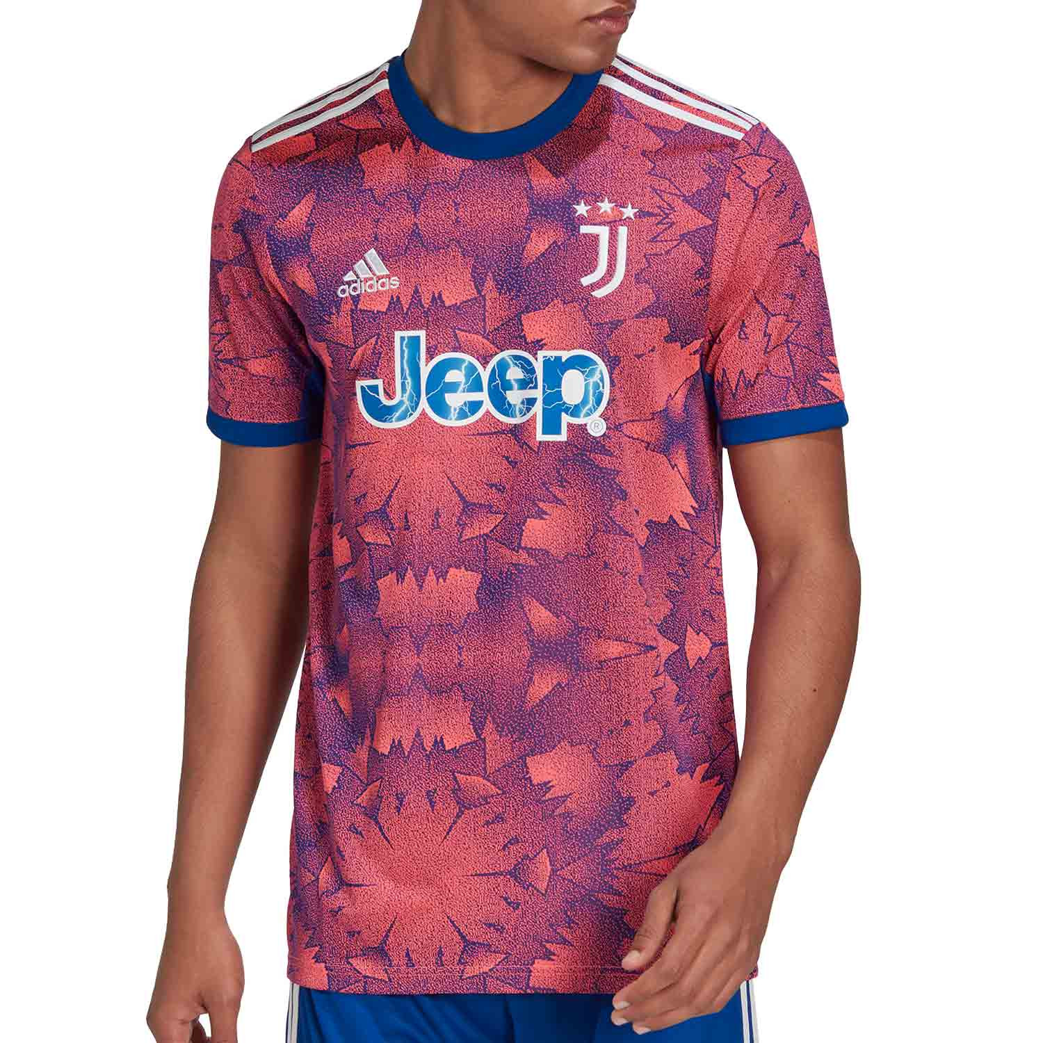 madre Roux Cementerio Camiseta adidas 3a Juventus 2022 2023 rosa y azul | futbolmania