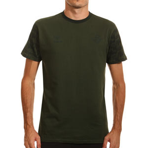 Camiseta Hummel Real Betis Balompié Travel - Camiseta de paseo Hummel del Real Betis Balompié - verde oliva