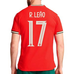 Camiseta Puma Portugal authentic Rafa Leao 25 - Camiseta de la primera equipación Puma de Rafa Leao de la selección de Portugal 2025 versión jugador - roja