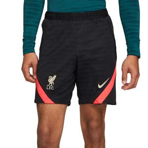 Short Nike Liverpool entrenamiento Dri-Fit Strike - Pantalón corto de entrenamiento Nike deláLiverpool FC - negro
