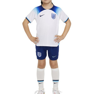 Equipación Nike Inglaterra niño 3 - 8 años 2022 2023 - Conjunto infantil de 3 a 8 años Nike primera equipación selección inglesa 2022 2023 - blanco