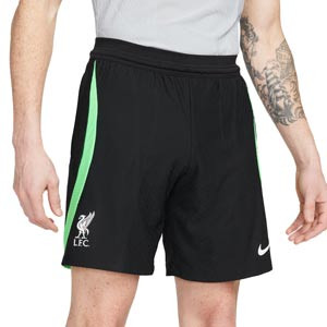 Short Nike Liverpool entrenamiento Dri-Fit ADV Strike Elite - Pantalón corto de entrenamiento Nike del Liverpool FC - negro