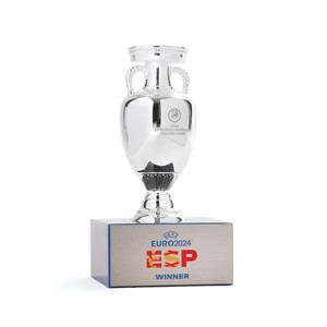 Mini copa Eurocopa 2024 España 100 mm con pedestal - Figura réplica de la copa de la Eurocopa del 2024 de 100 mm con pedestal de campeón de la selección española - plateada