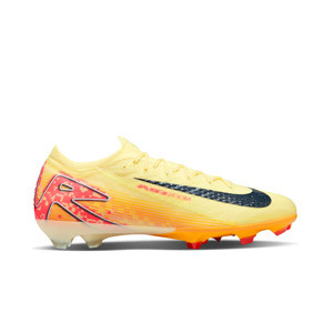 Nike Mercurial Zoom Vapor 16 Elite KM FG - Botas de fútbol Nike FG para césped natural o artificial de última generación de Kylian Mbappé - naranjas, amarillas