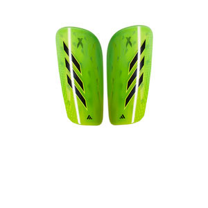 adidas X League - Espinilleras de fútbol adidas con mallas de sujeción - verdes