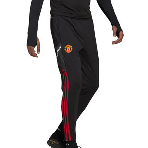 Pantalón adidas United entrenamiento staff - Pantalón largo de entrenamiento para técnicos adidas del Manchester United - negro