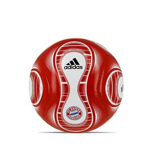 Balón adidas Bayern Club talla 5 - Balón de fútbol adidas del Bayern de Múnich en talla 5 - rojo