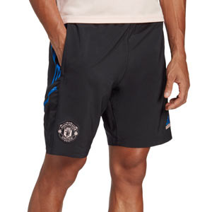 Short adidas United Down Time - Pantalón corto de paseo adidas del Manchester United FC - negro