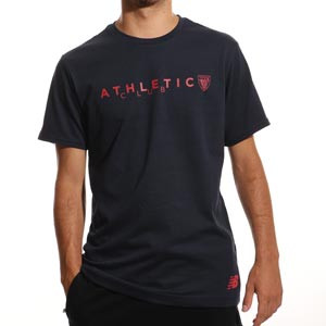 Camiseta New Balance Athletic Club Graphic Travel - Camiseta de algodón New Balance del Athletic Club de Bilbao - azul marino