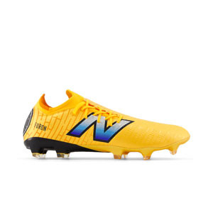 New Balance Furon v7+ Pro FG - Botas de fútbol New Balance FG para césped natural o artificial de última generación - naranjas