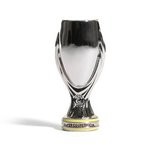 Mini Copa UEFA Supercopa 45 mm - Figura réplica de la UEFA Supercup de 45 mm - plateado