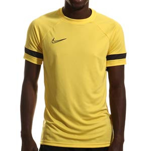 Camiseta Nike Dri-Fit Academy 21 - Camiseta de manga corta de entrenamiento de fútbol Nike - amarilla - frontal