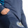 detalle bolsillo y escudo