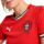detalle cuello y pecho con escudo