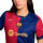 detalle cuello y pecho con escudo