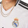 detalle cuello y pecho con escudo