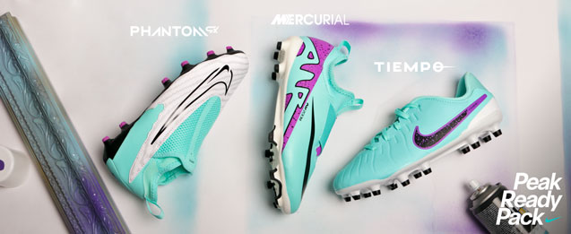 Las nuevas botas Nike Peak Ready Pack para infantil en color azul celeste