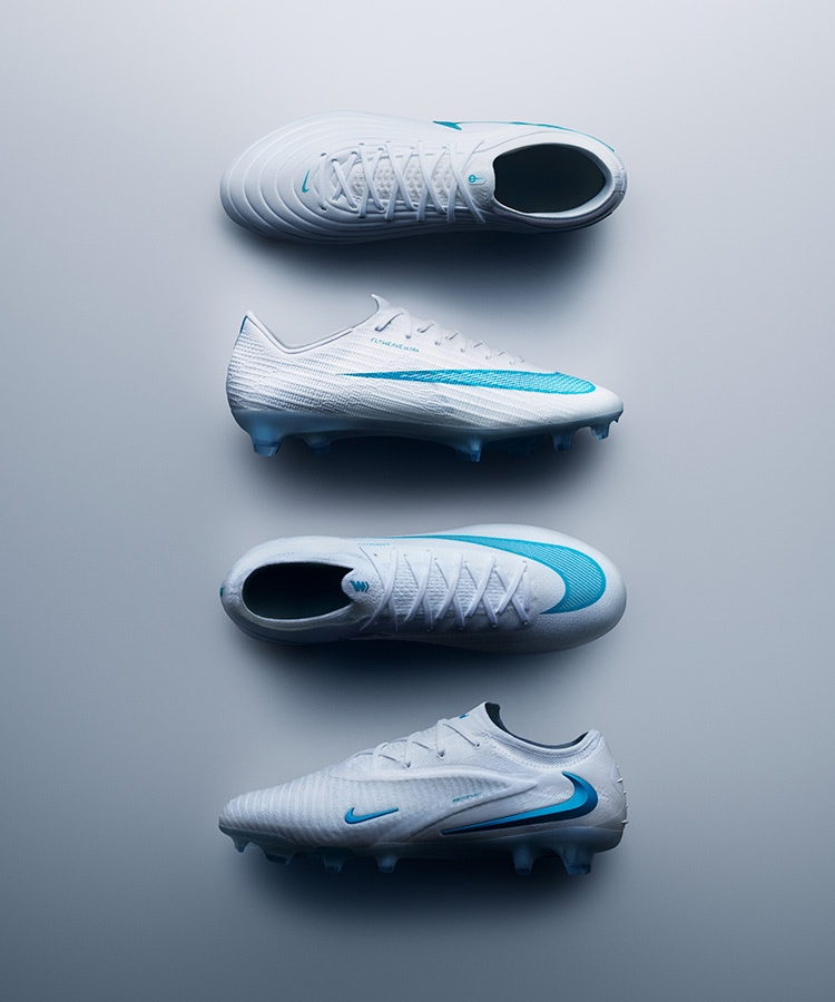 botas de fútbol Nike Mercurial, Phantom y Tiempo colección Bright Lights Pack