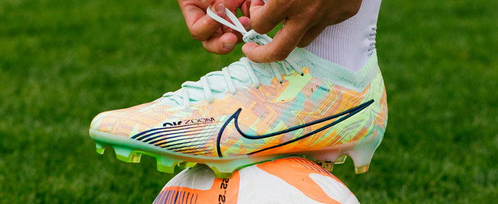 Últimos modelos de botas fútbol Nike Bonded pack