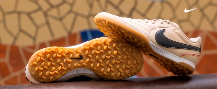 Botas de fútbol turf Nike 2026
