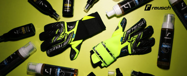 Guantes de portero marca Reusch 2025